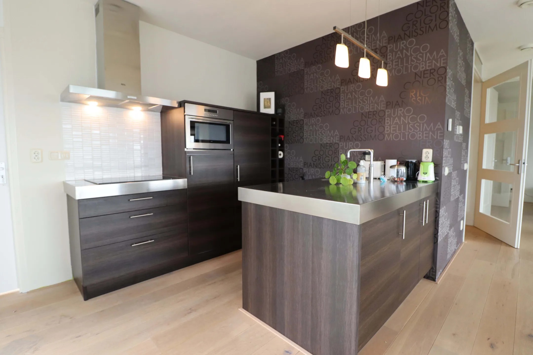 Bovenwoning Wijnbrugstraat 230 in Rotterdam
