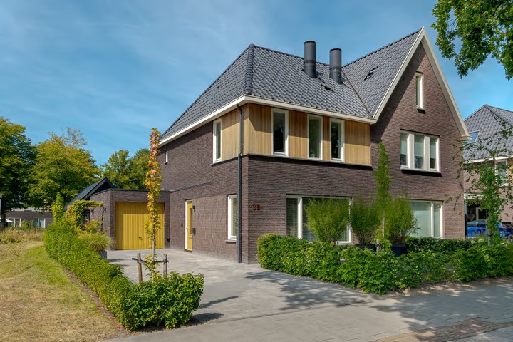 2-onder-1-kapwoning Esweg 39 in Beilen