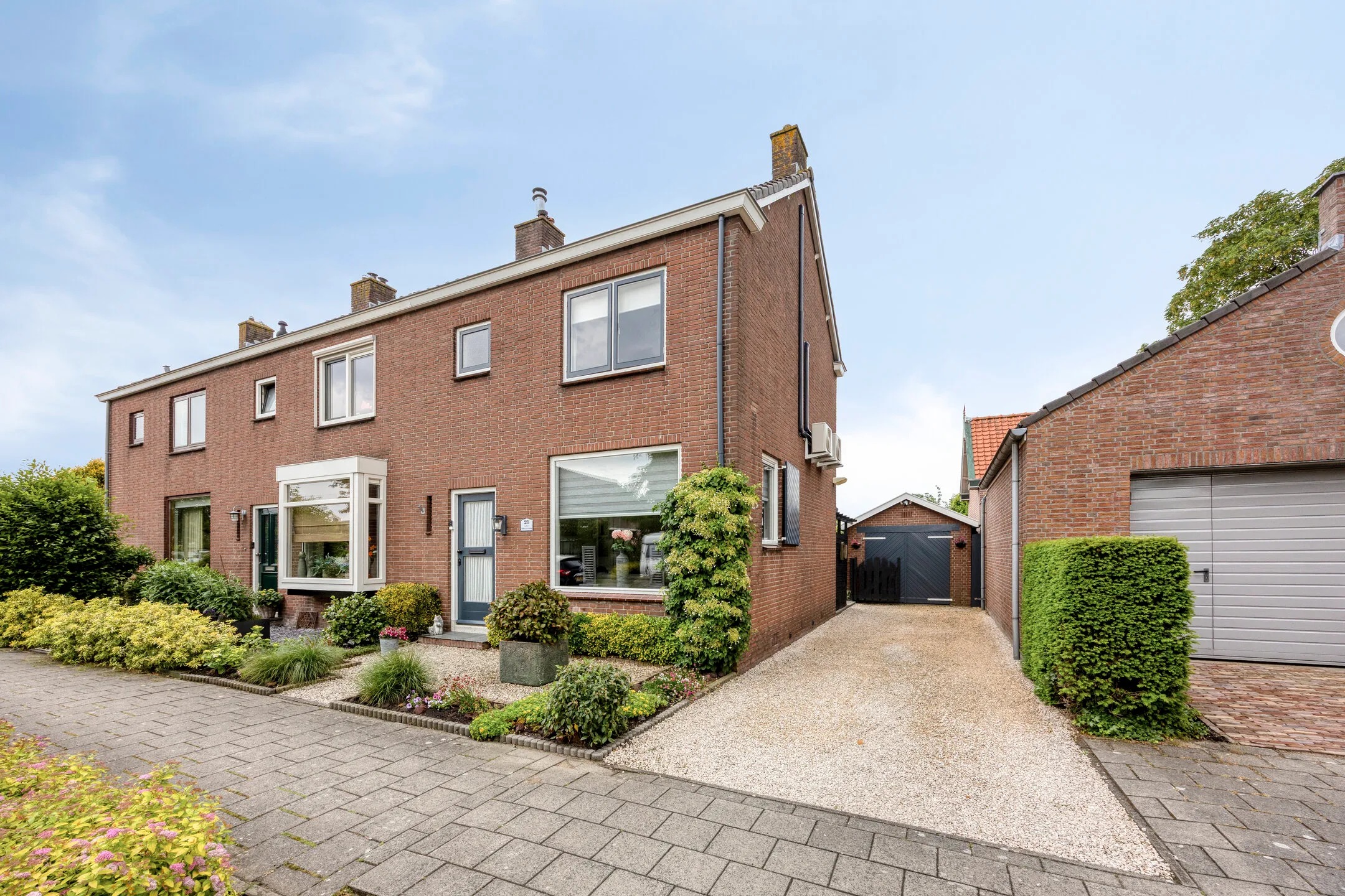 Hoekwoning Rembrandtlaan 21 in Stolwijk