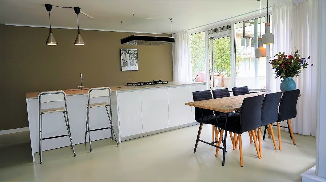 Portiekflat Anna Spenglerstraat 92 in Amsterdam