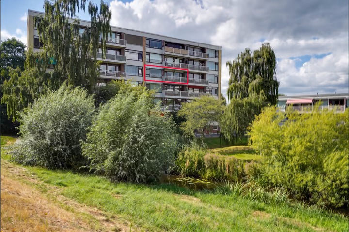 Portiekflat mr. L.A. Kesperweg 5 D in Vlaardingen