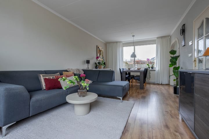 Tussenwoning van Brederodestraat 30 in Giessenburg