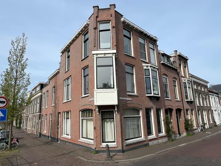 Bovenwoning Rietveld 230 in Delft