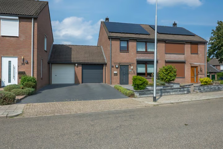Geschakelde woning Doverau 68 in Kerkrade