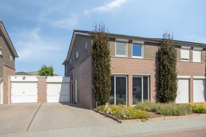Halfvrijstaande woning De Iep 9 in Budel