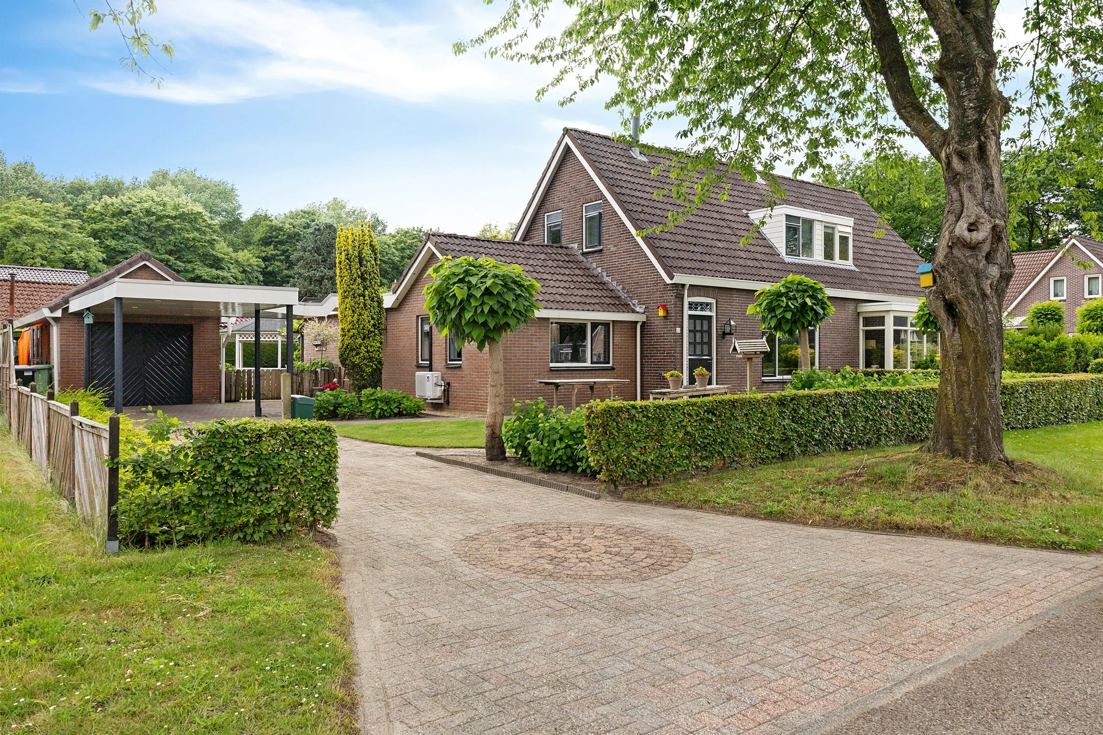 2-onder-1-kapwoning 't Oude Loo 20 in Emmen