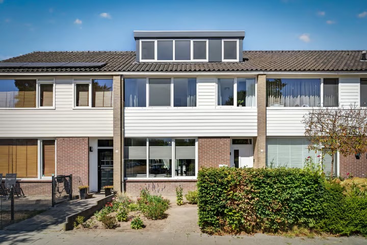 Tussenwoning Rouppe van der Voortlaan 72 in Vught