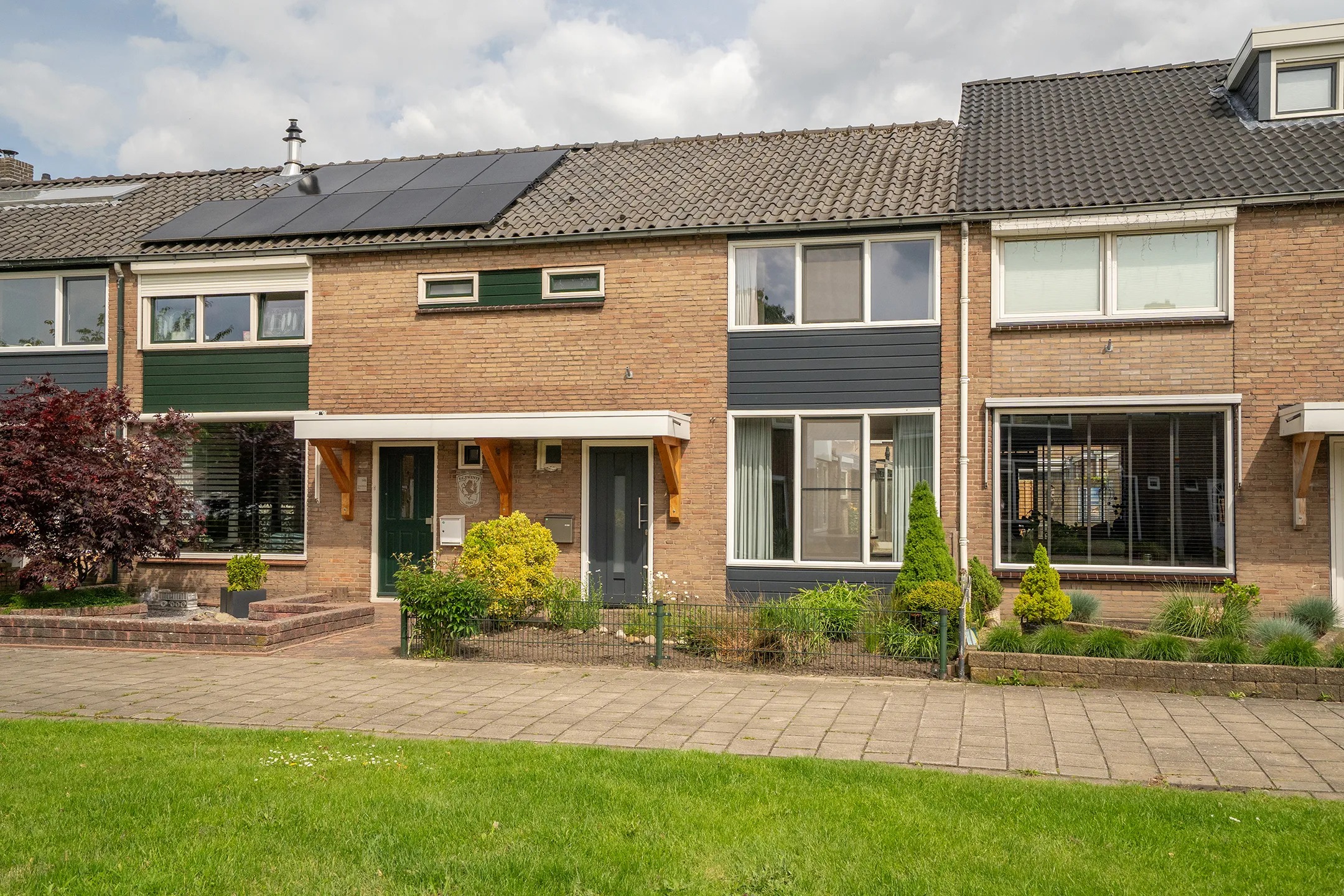 Tussenwoning Johan Wijnoltsstraat 151 in Enschede