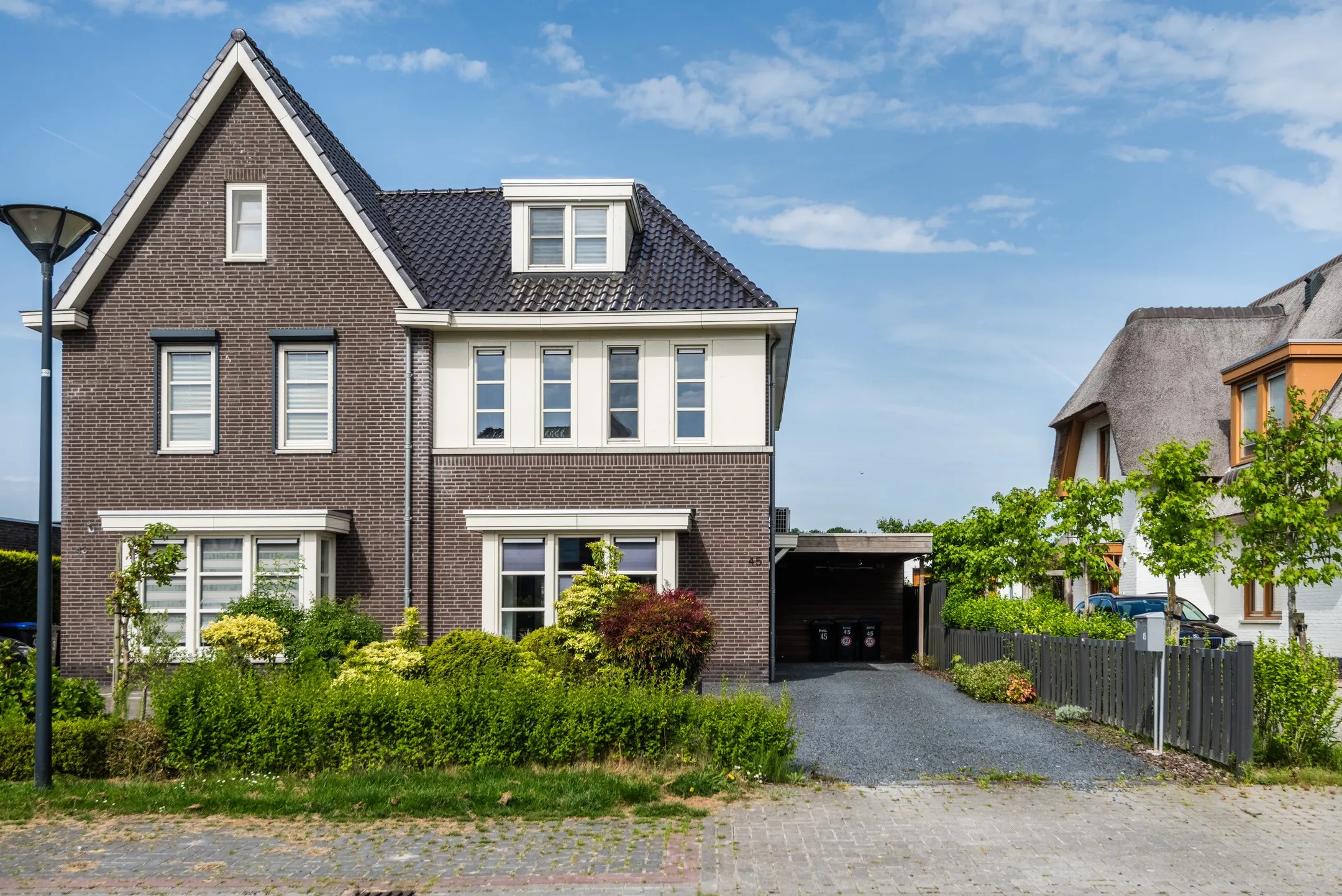2-onder-1-kapwoning Haverlij 45 in Lelystad