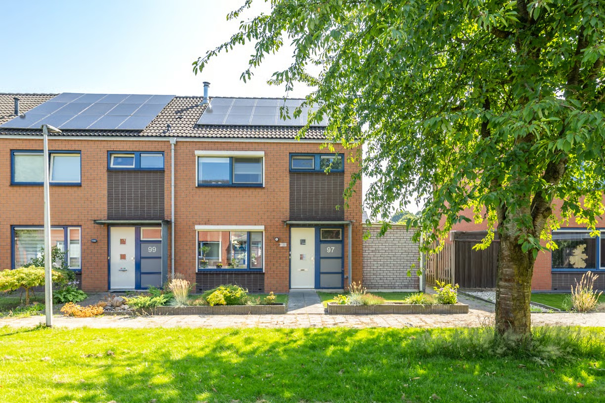 Hoekwoning Korianderhof 97 in Wierden