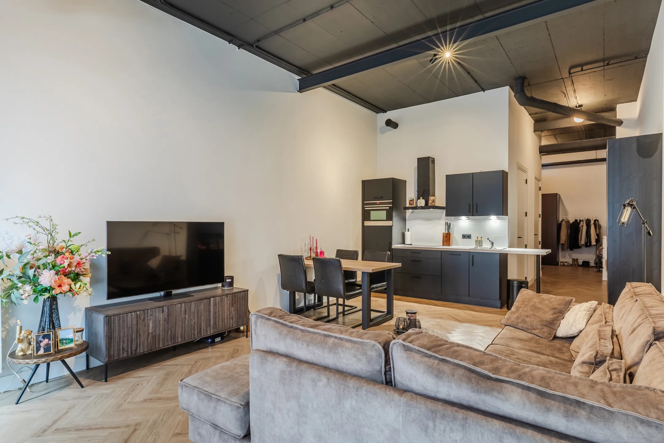 Benedenwoning Molenstraat 236 in Helmond