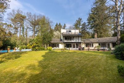 Villa, vrijstaande woning Arubalaan 12 in Hilversum