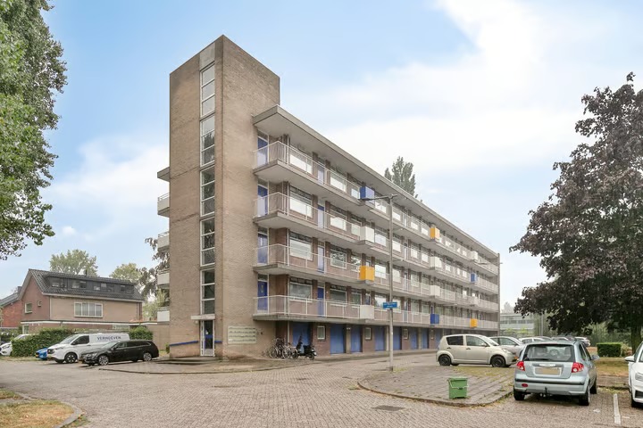 Galerijflat Van Borselenstraat 208 in Arnhem