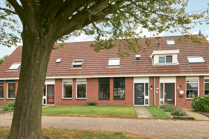 Tussenwoning Stinsewei 23 in Ouwsterhaule