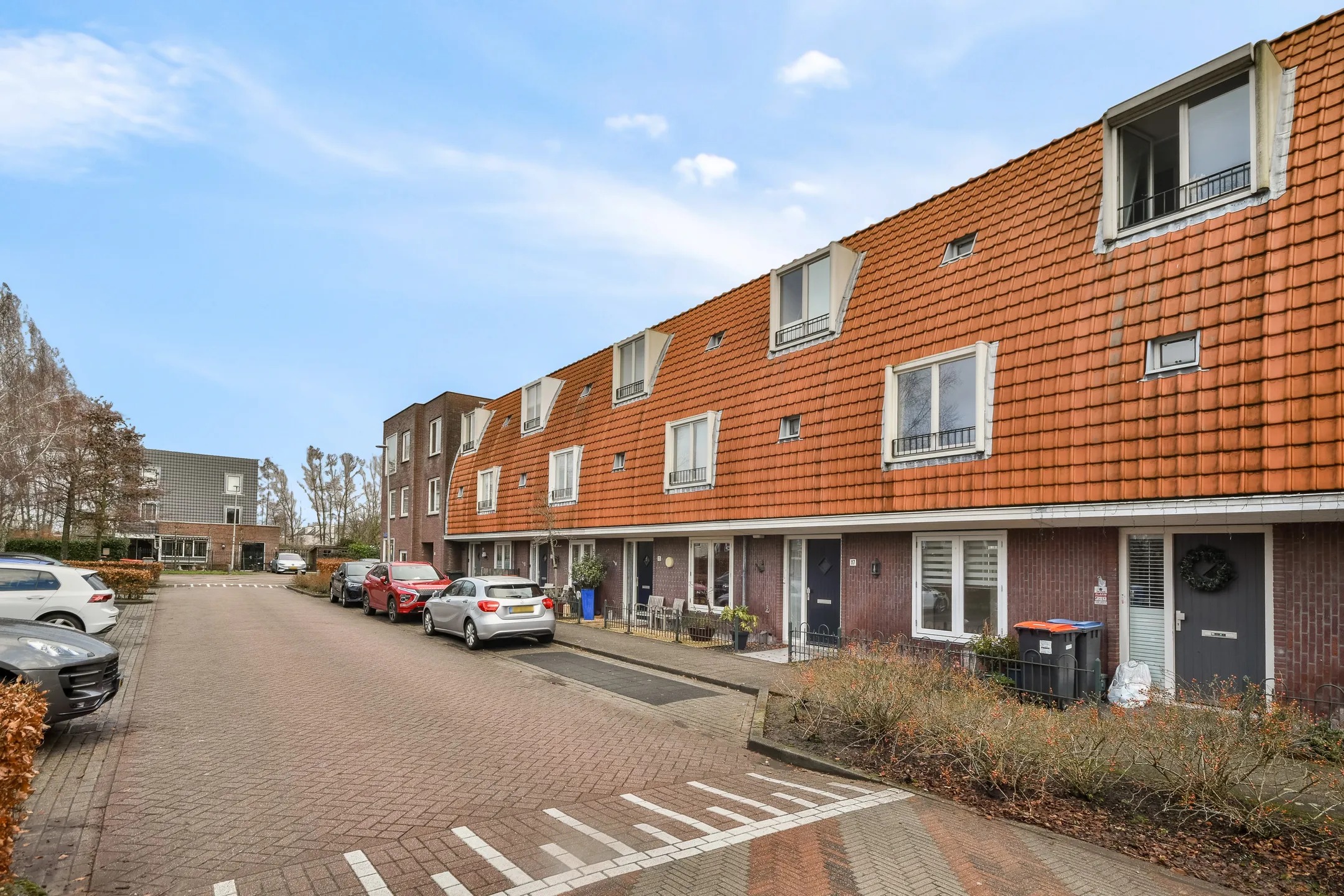 Tussenwoning Burgemeester Kootlaan 117 in Uithoorn
