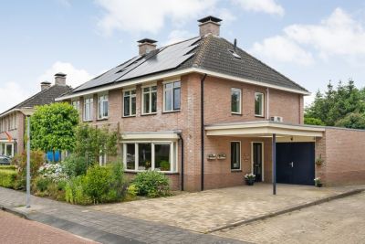2-onder-1-kapwoning Steendijk 12 in Tuk