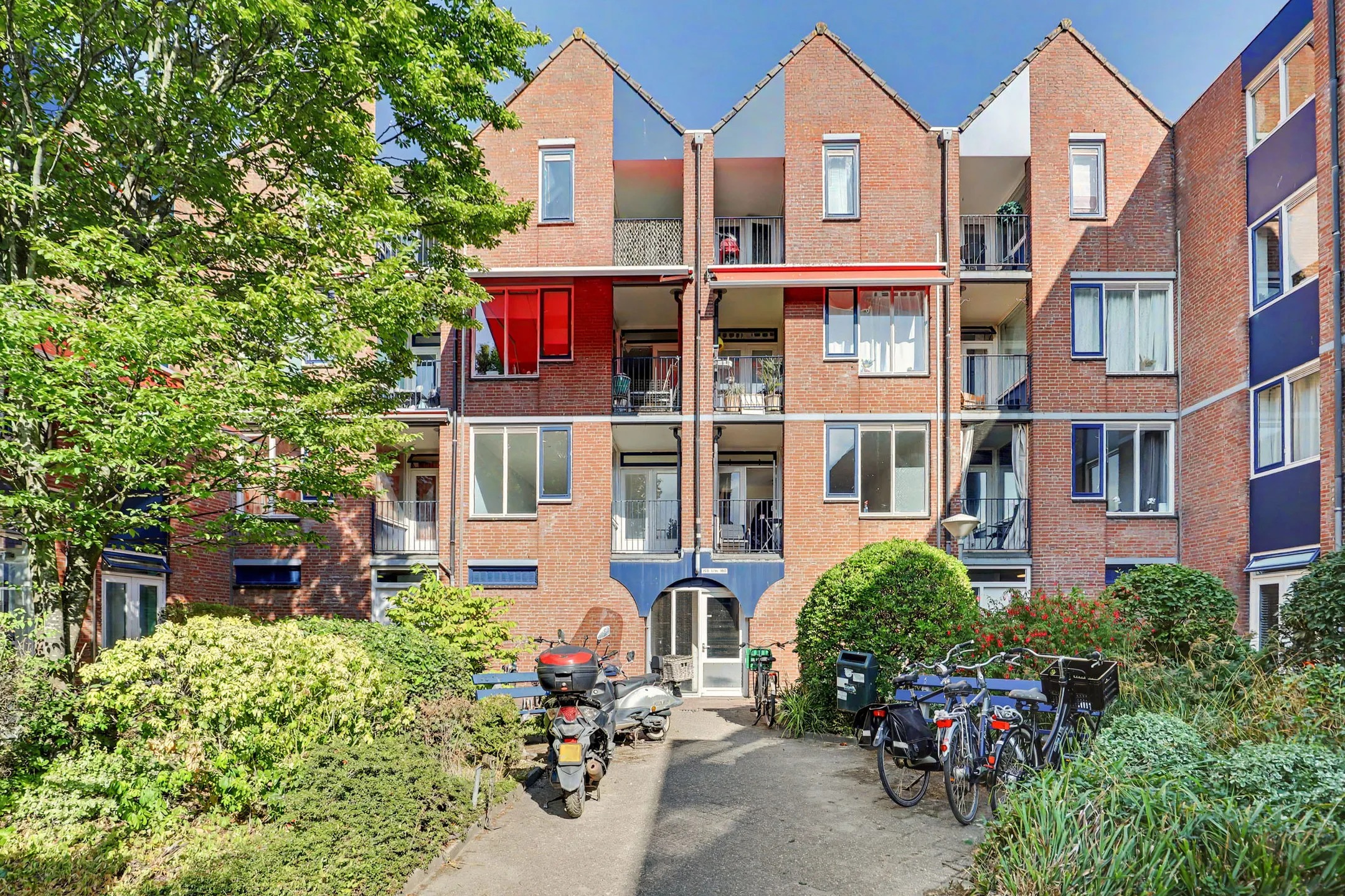 Portiekwoning Van Dishoeckstraat 180 in Vlissingen
