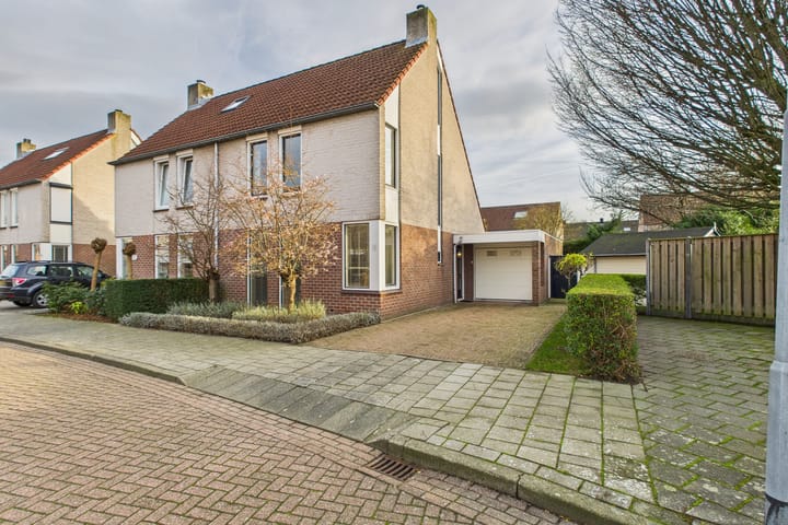 2-onder-1-kapwoning Bellinistraat 7 in Hulst