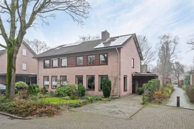 Eengezinswoning, 2-onder-1-kapwoning Steltlopen 13 in Best
