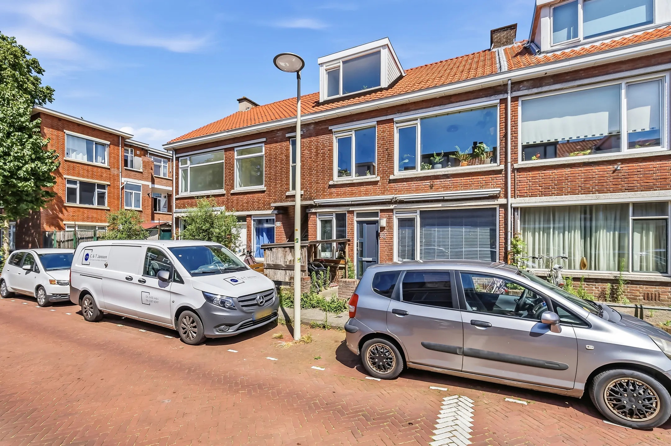Bovenwoning Leersumstraat 80 in Den Haag