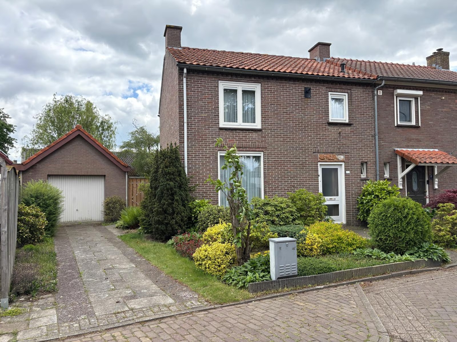 2-onder-1-kapwoning St.-Severusstraat 19 in Gemert