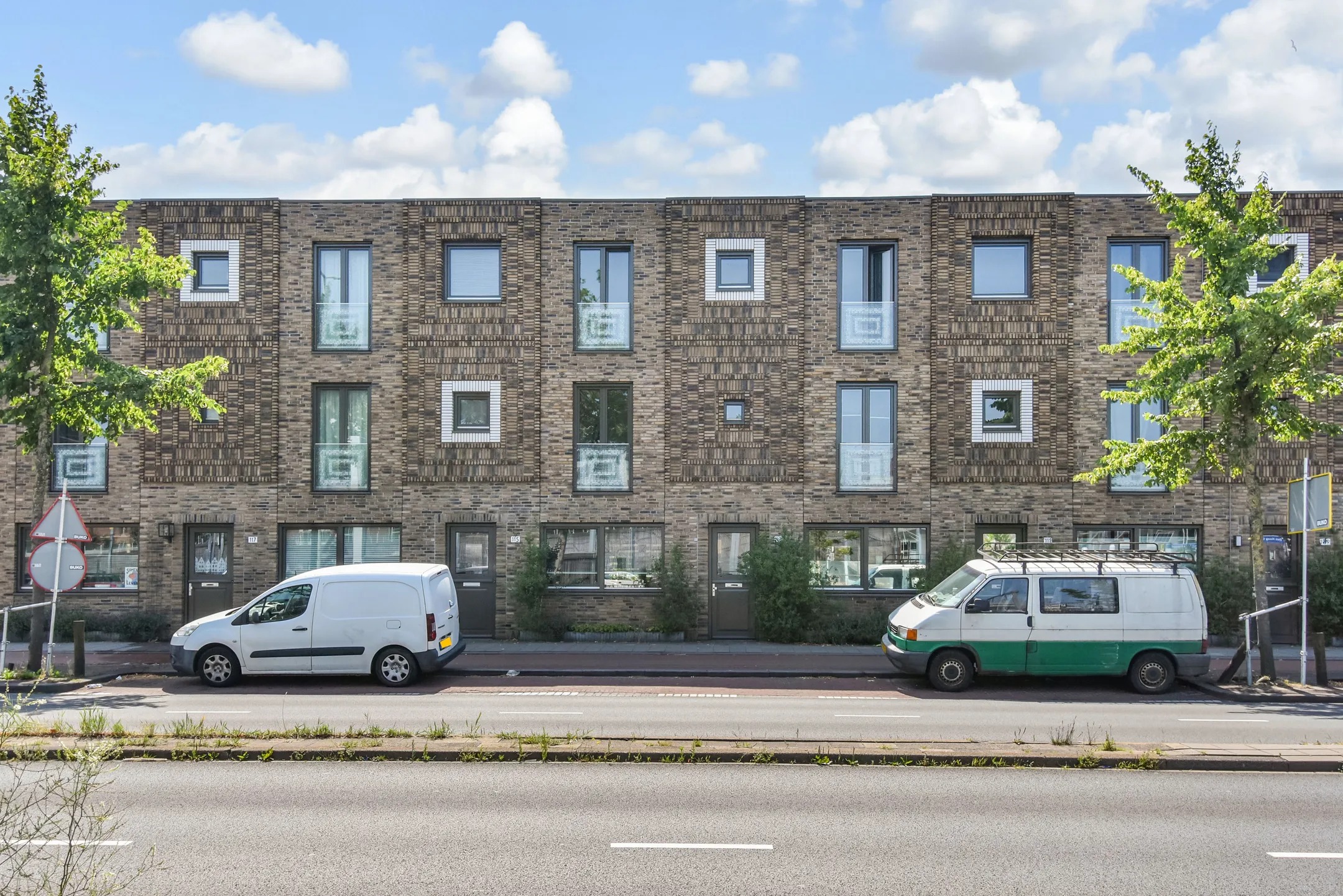 Tussenwoning Lekstraat 113 Den Haag