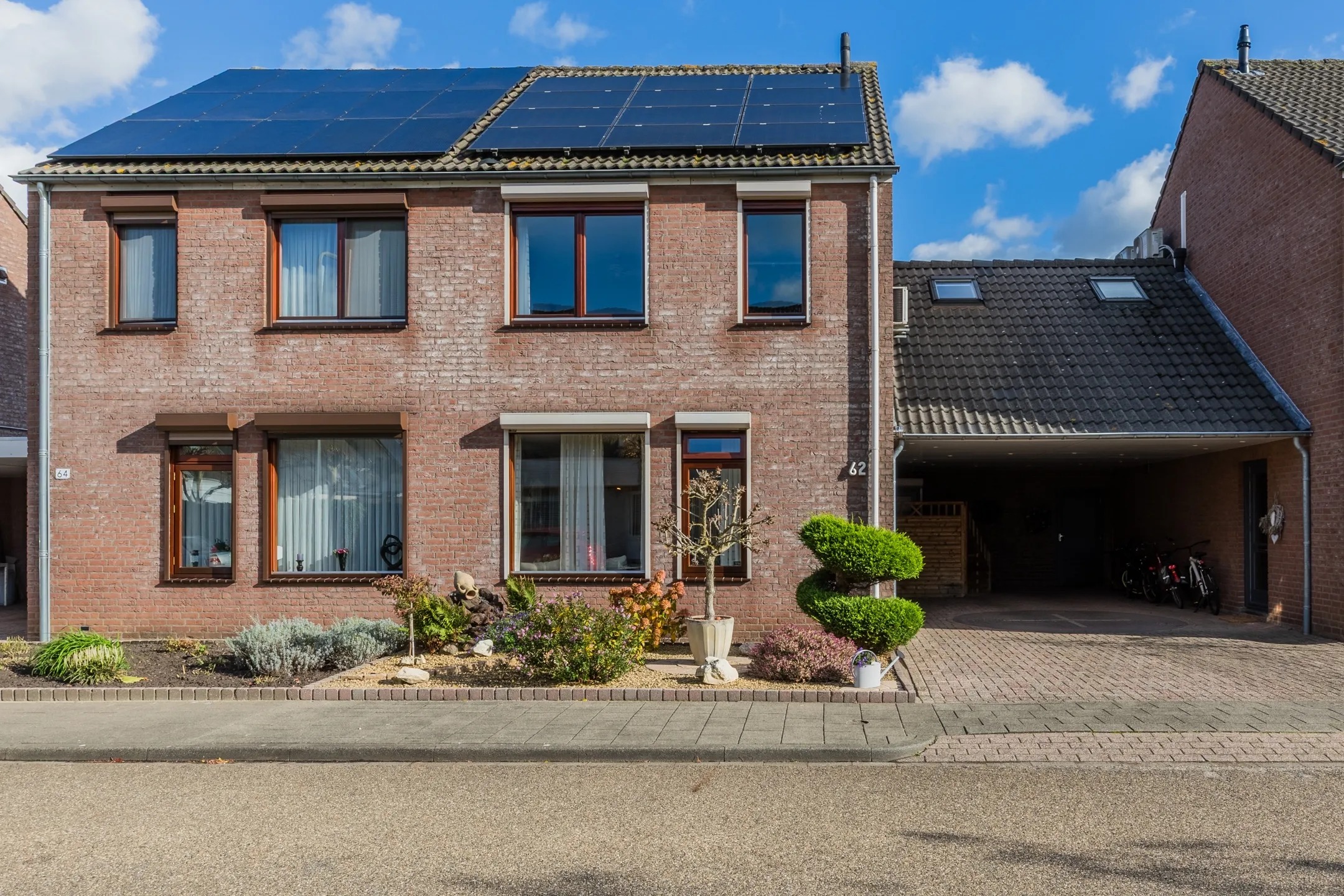 Geschakelde 2-onder-1-kapwoning Heierveldlaan 62 in Maasbree