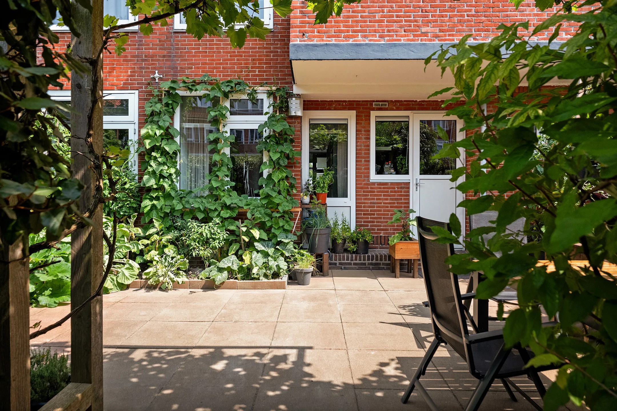Benedenwoning Florakade 464 in Groningen