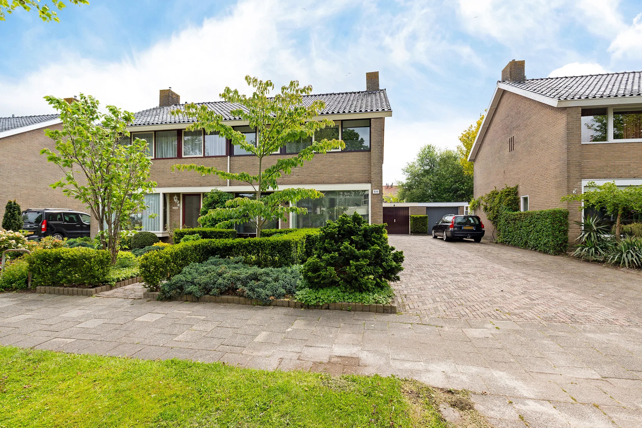 2-onder-1-kapwoning Prins Bernhardlaan 60 in Joure