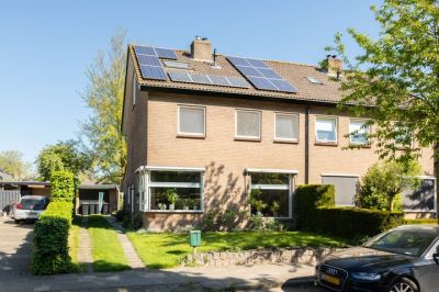 2-onder-1-kapwoning Stanleystraat 28 in Barneveld