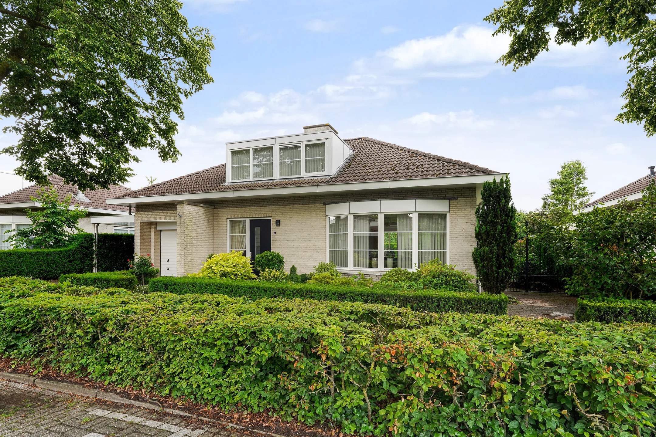 Vrijstaande woning (semi-bungalow) Burgemeester ter Veerstraat 6 in Moergestel