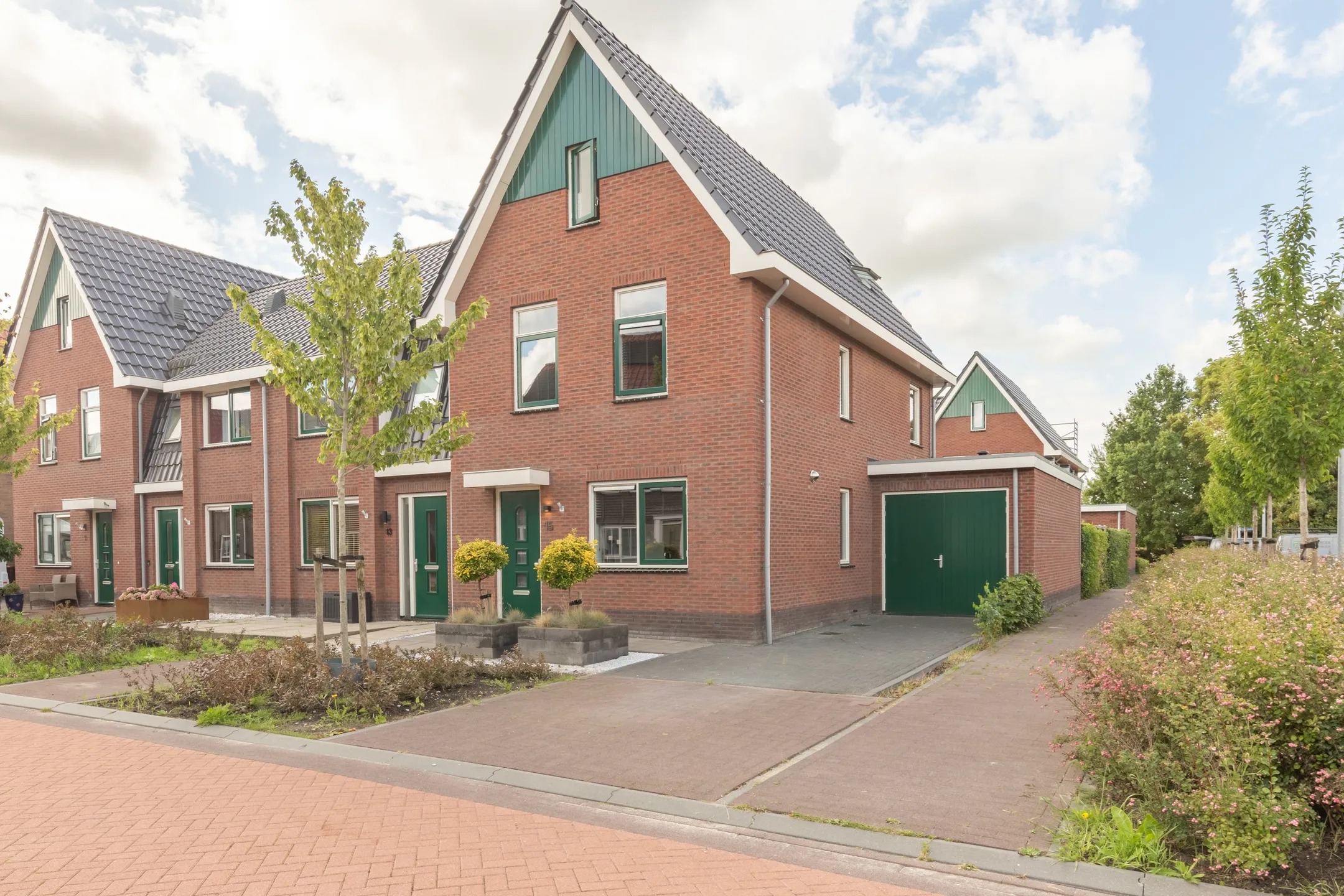 Hoekwoning Weijland 15 in Spierdijk