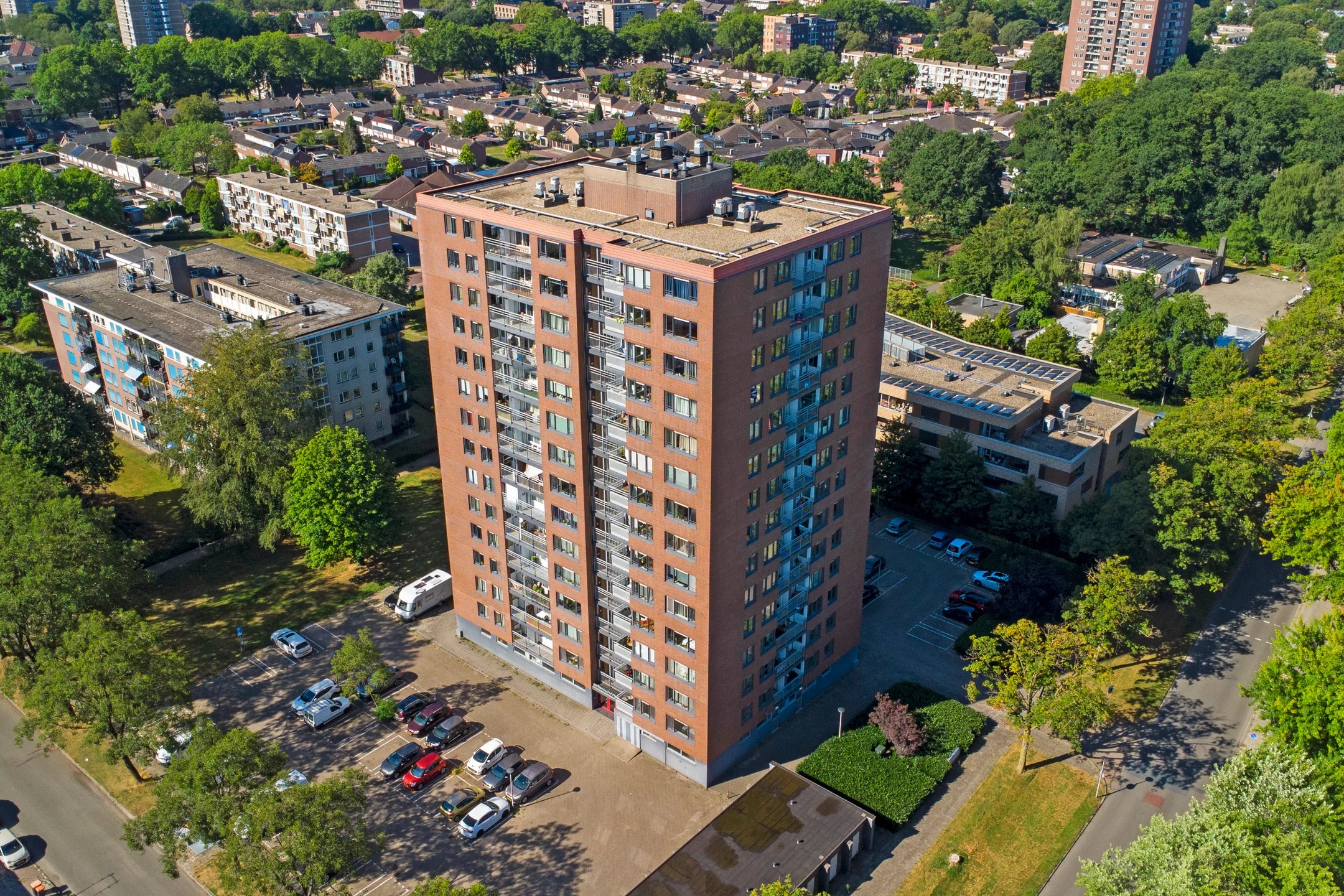 Portiekflat Waalstraat 227 in Enschede