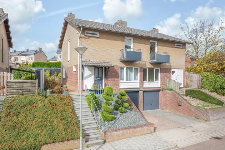 2-onder-1-kapwoning Buijsroggestraat 11 Simpelveld