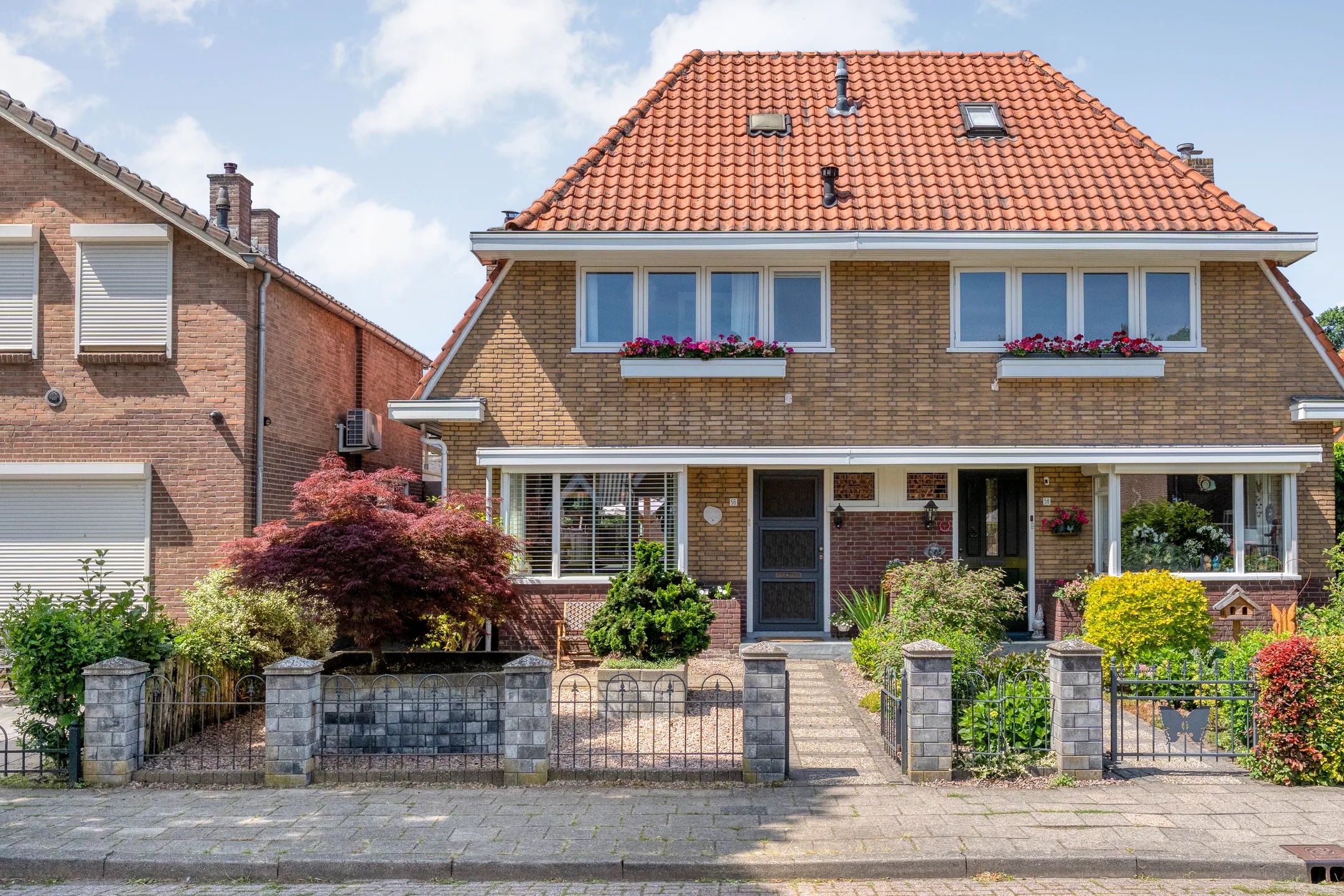 2-onder-1-kapwoning Van Haeringenstraat 56 in Dedemsvaart