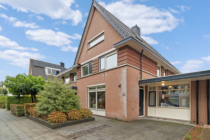 2-onder-1-kapwoning Hoflanderweg 194 Beverwijk