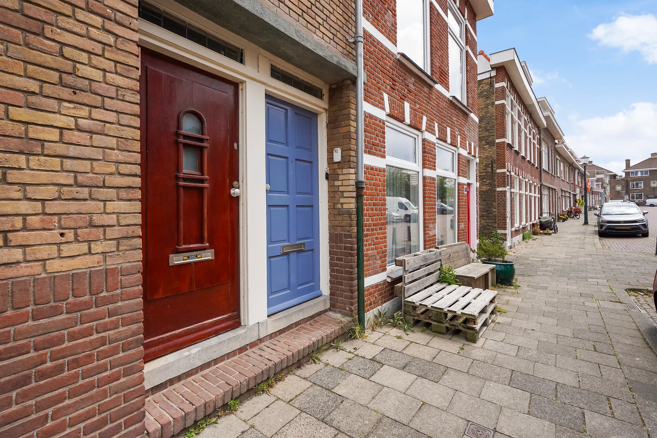 Benedenwoning Dr. de Visserplein 92 A in Den Haag