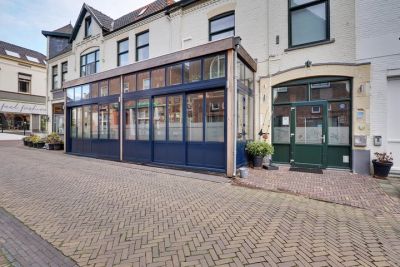 Tussenwoning Veerstraat 1 in Tolkamer
