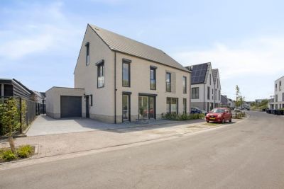 Eengezinswoning, 2-onder-1-kapwoning Panorama 42 in Eindhoven
