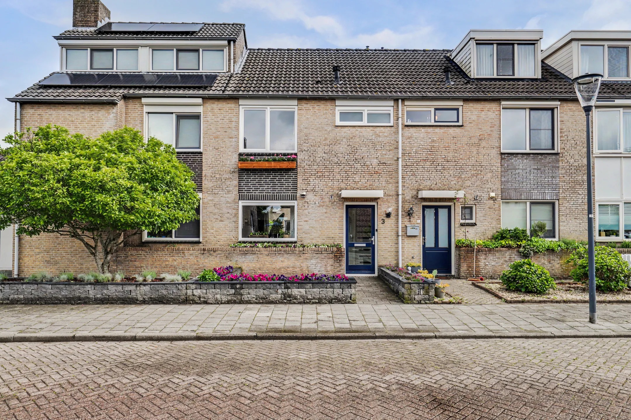 Tussenwoning Middenakker 3 in Den Hout