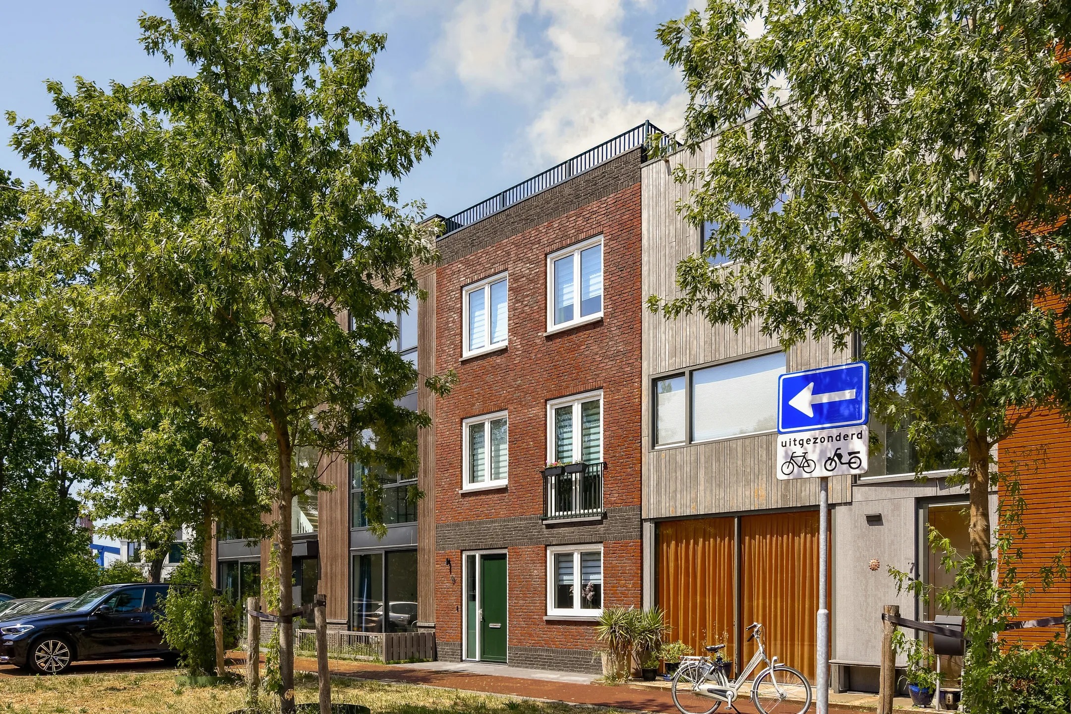 Geschakelde woning Thea Beckmanstraat 9 in Leiden