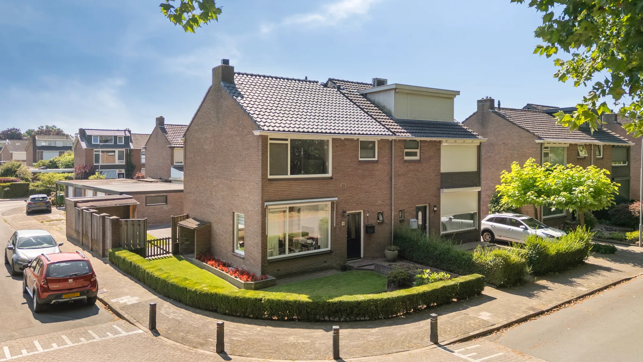 2-onder-1-kapwoning Prins Bernhardstraat 32 in Duiven