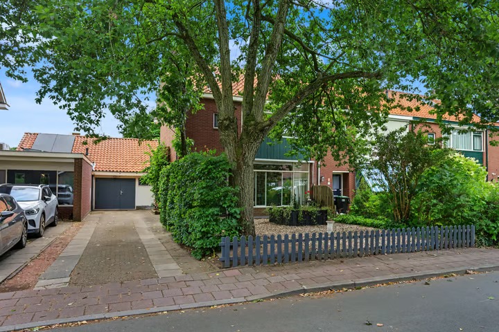 Hoekwoning Knibbelakker 9 in Ermelo