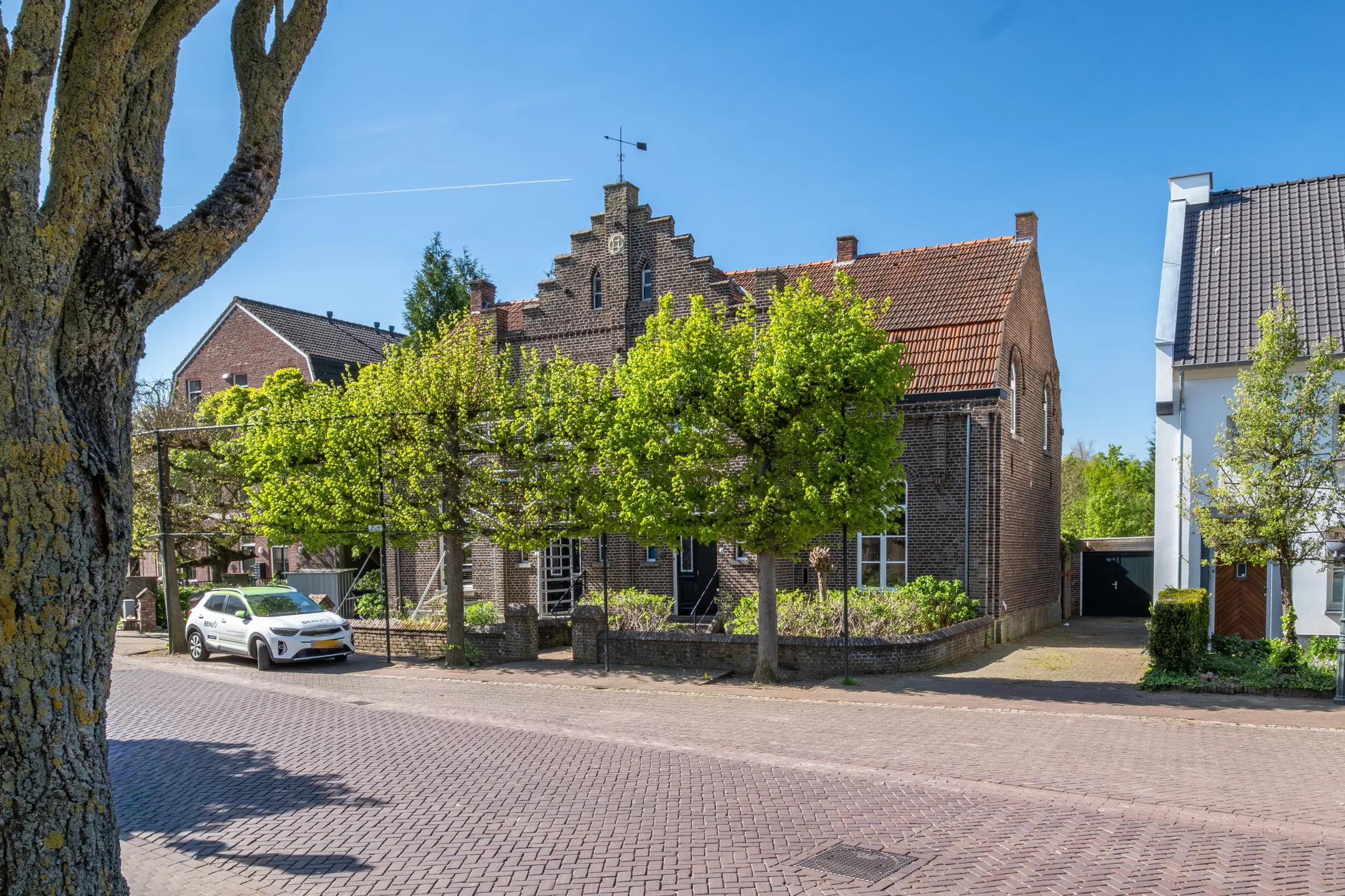 2-onder-1-kapwoning Kerkplein 3 in Sint Odiliënberg