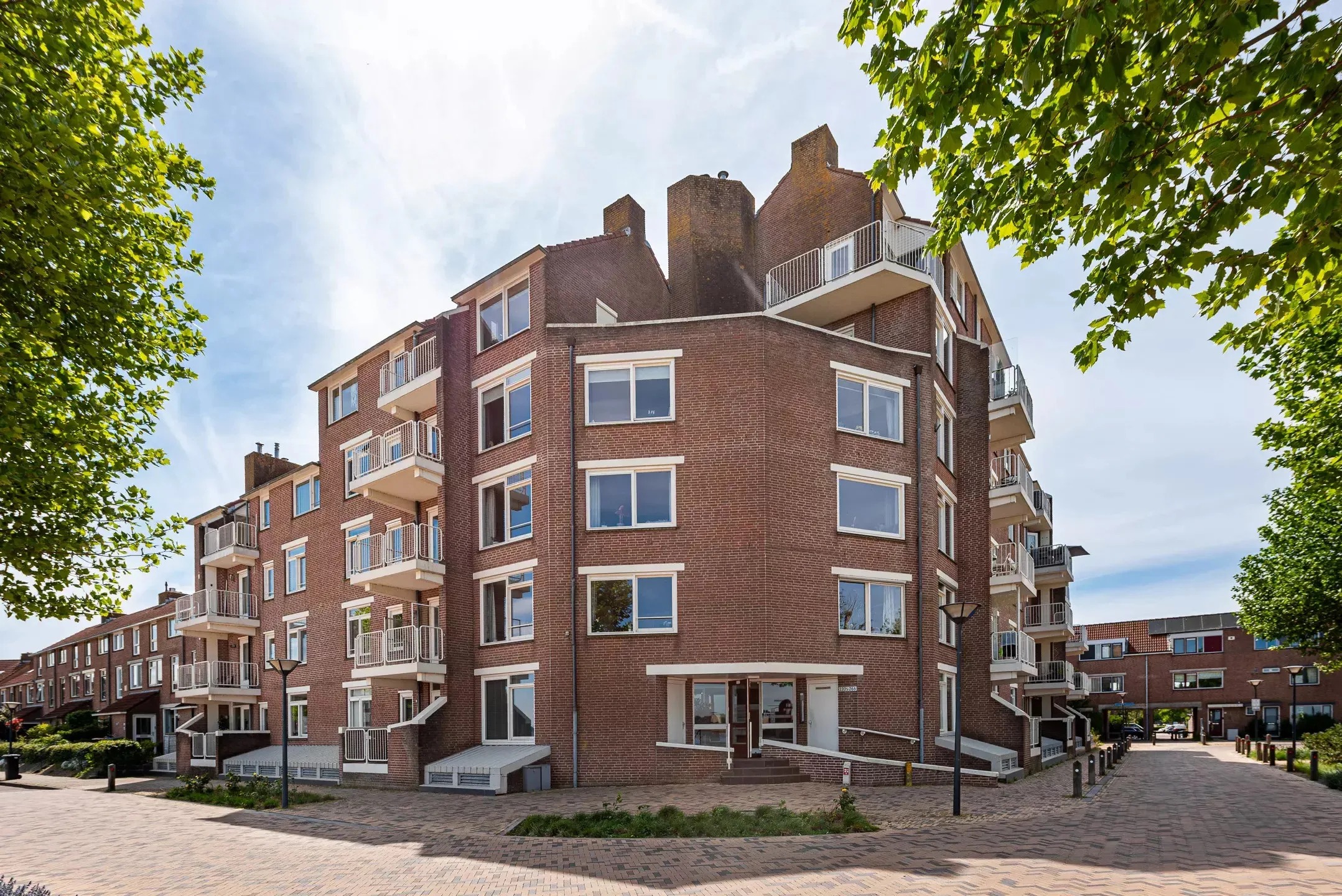 Galerijflat Zomerkade 230 in Huizen