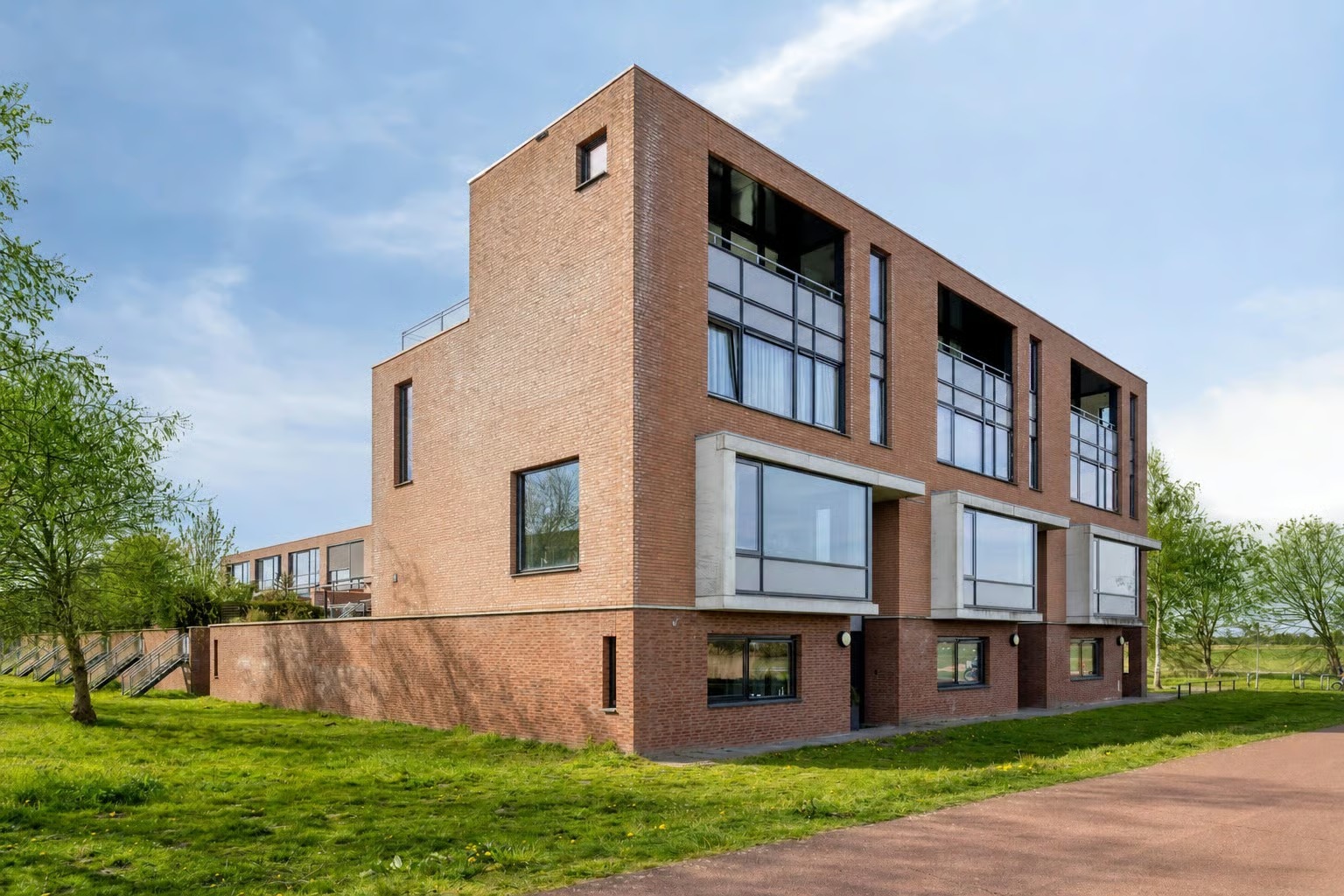 Hoekwoning (split-level woning) Lange Weide 230 in Breda