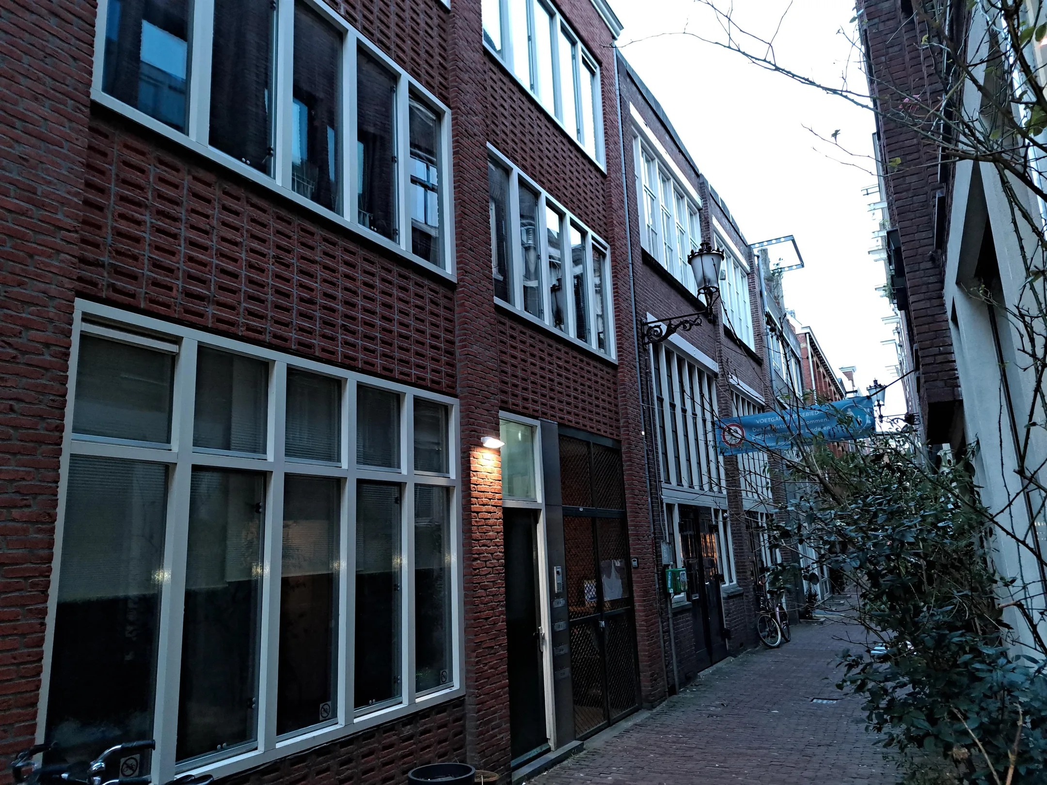 Benedenwoning Sint Nicolaasstraat 27 A in Amsterdam