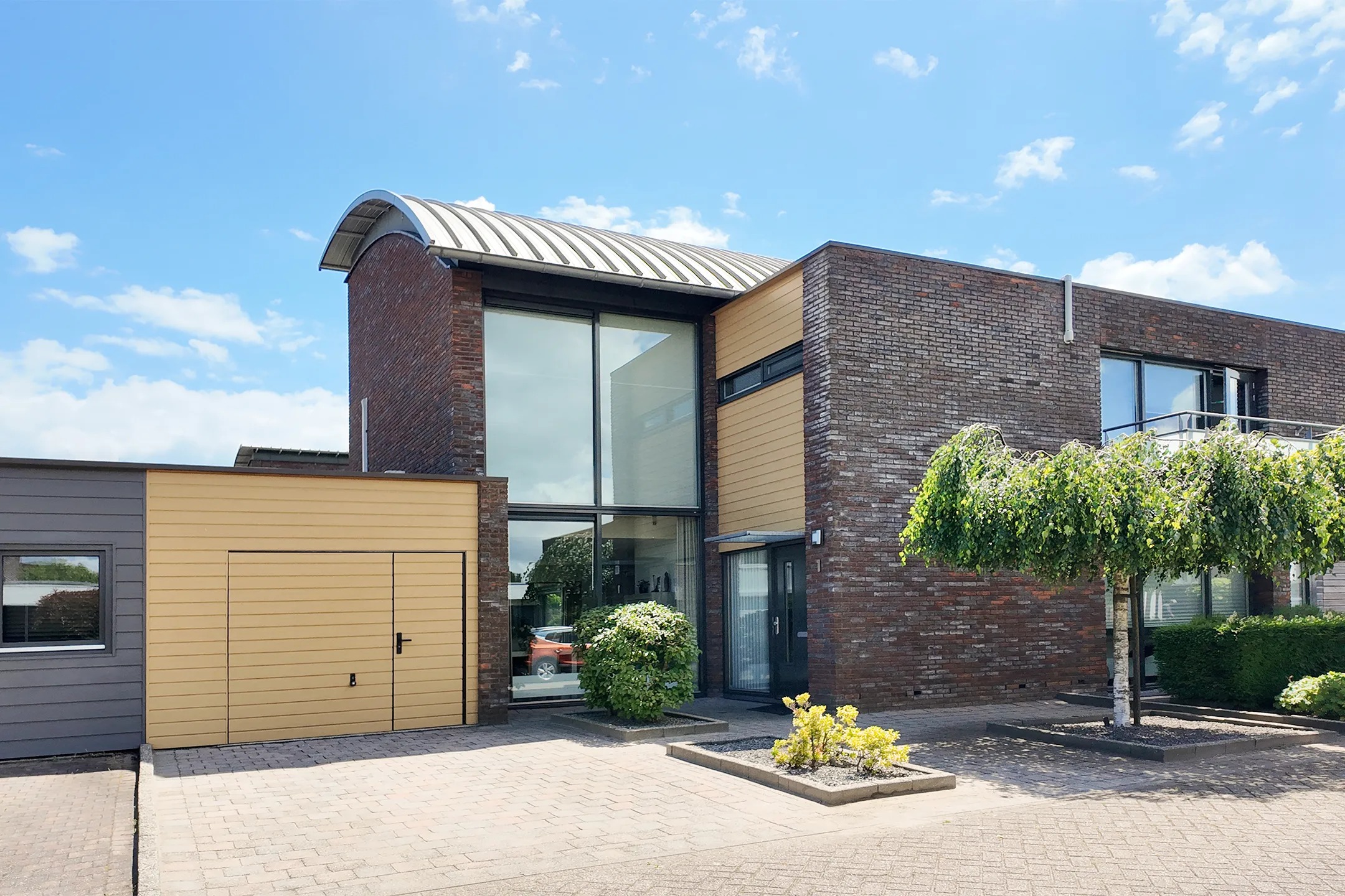 Geschakelde woning Ridderspoor 1 Zevenbergen