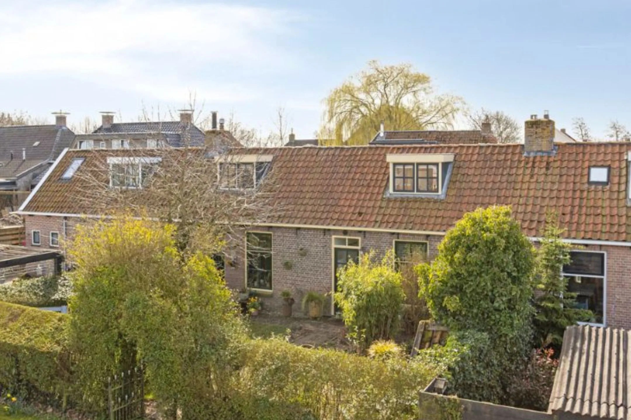 Tussenwoning Hagenadyk 47 in Oudega