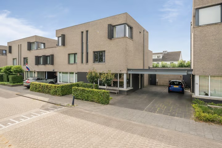 Geschakelde 2-onder-1-kapwoning Muldersweg 76 in Etten-Leur